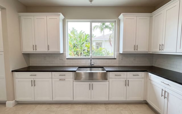 Kitchen, sample image